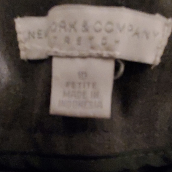 NWOT  NEW YORK & COMPANY DRESS PANTS - Picture 3 of 5